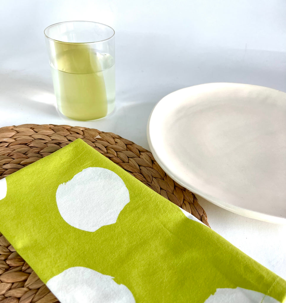 Hand painted See Design lime and white polka dot cotton napkin (Set of 4).